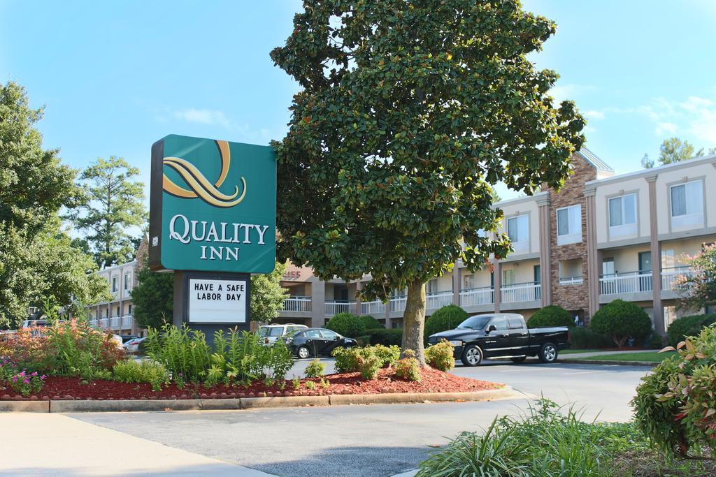 Quality Inn Northlake Tucker Exterior photo